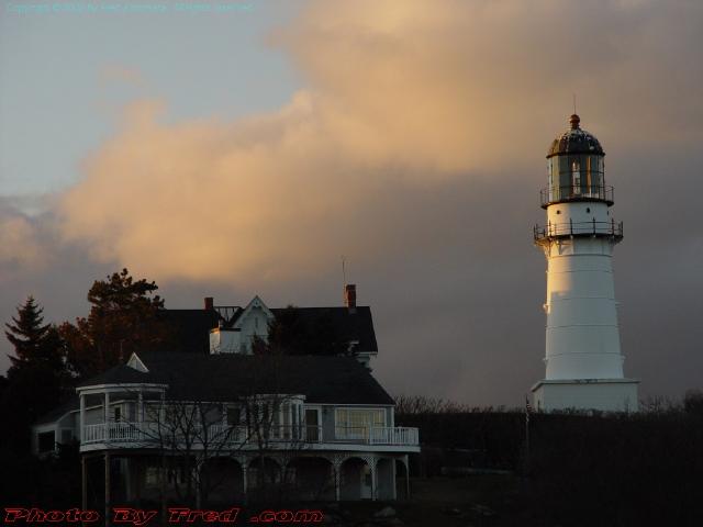 Winter Sunset Lighthouse, Cape Elizabeth, Maine, Picture for February 6, 2008